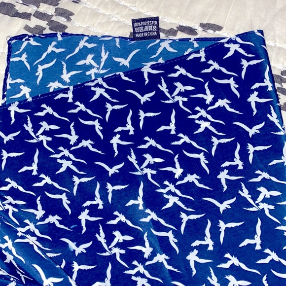 PRETTY PERSUASIONS, Scarf - Picture 8 of 10